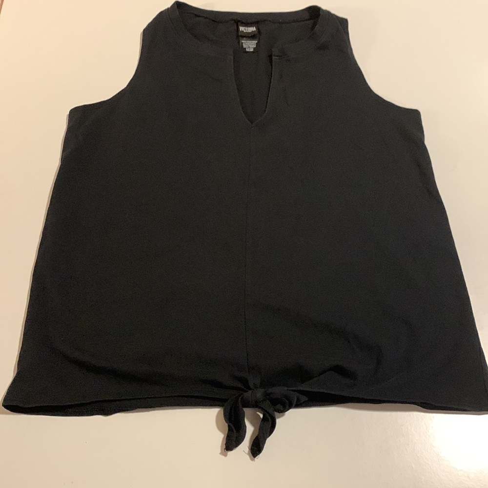 VICTORIA Sports Size S Exercise Top Black